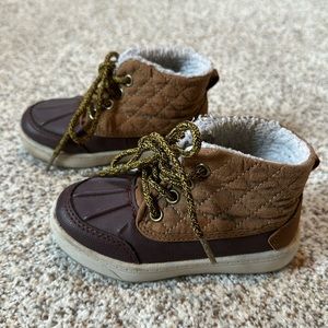 Oshkosh Winter Duck Boots 7c